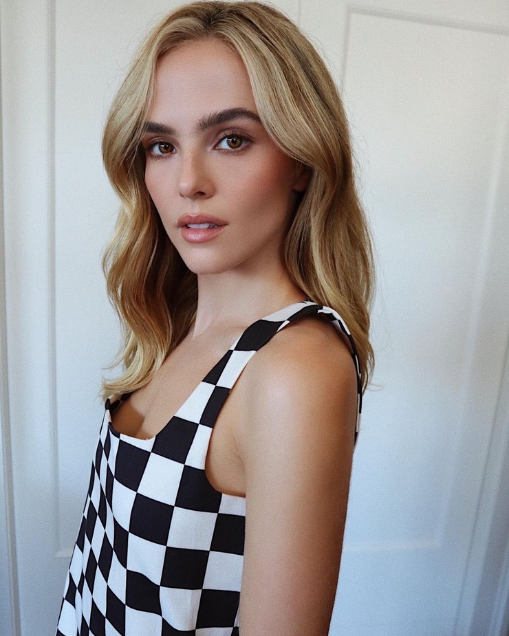 Zoey Deutch Zoey Deutch