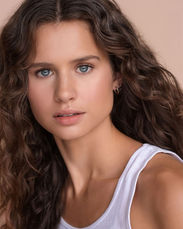 Avery Konrad image