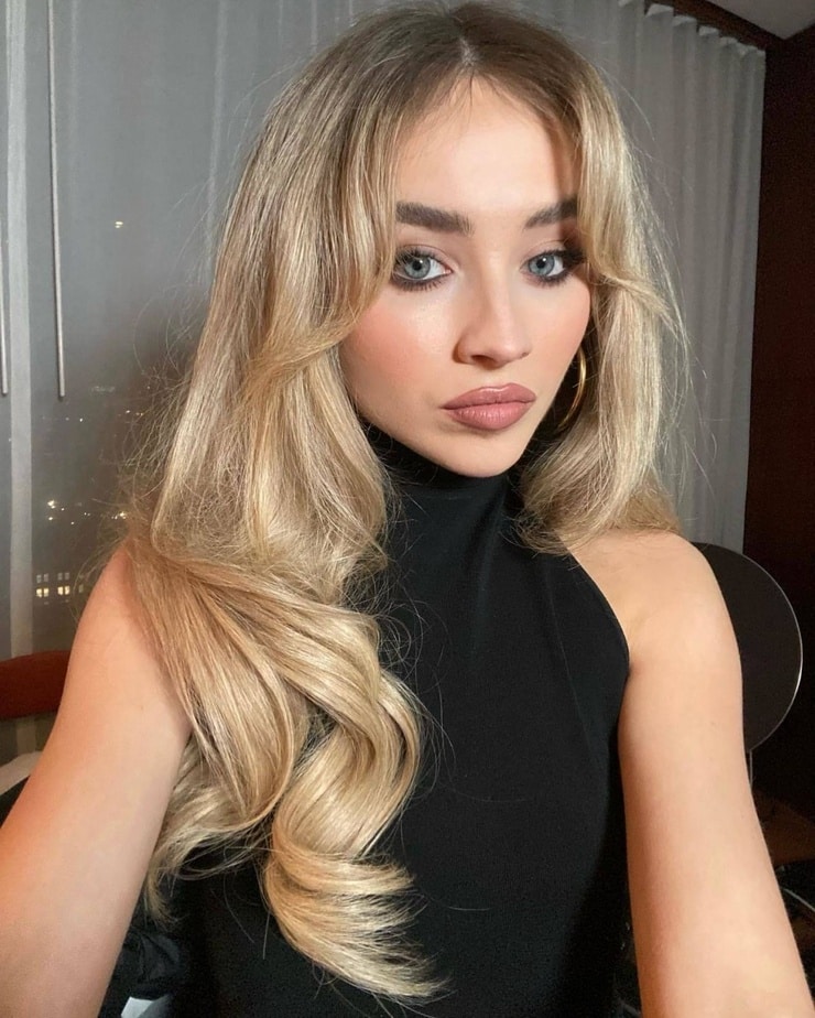 Sabrina Carpenter picture