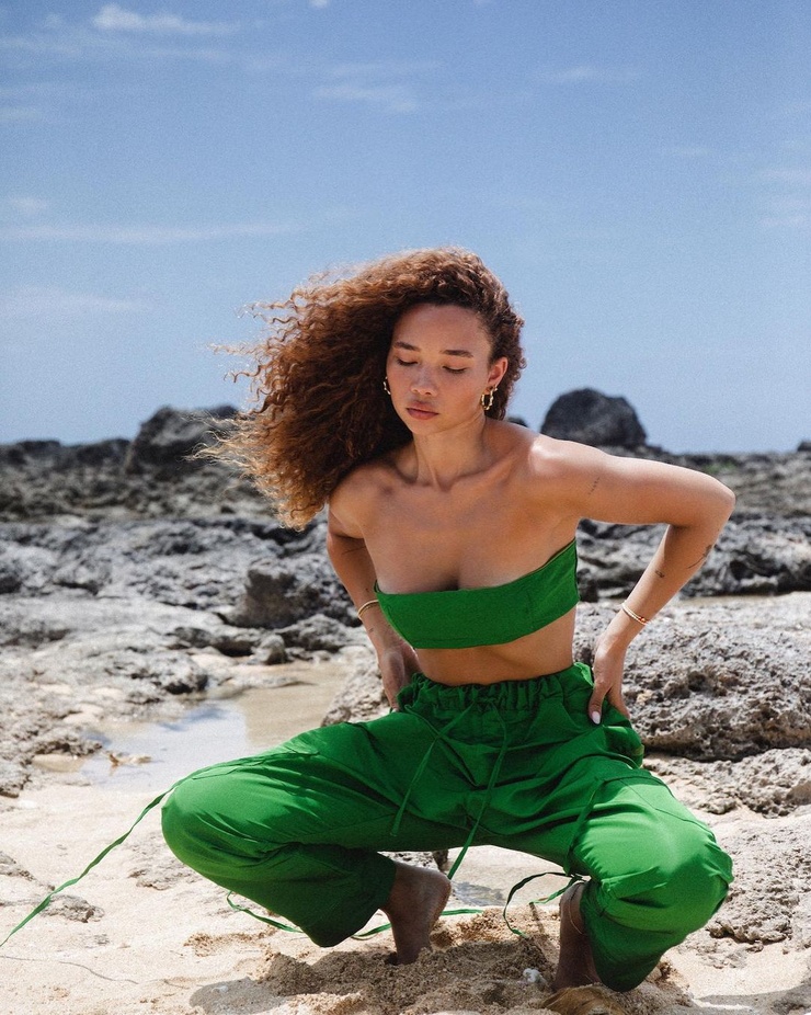 Ashley Moore (2)