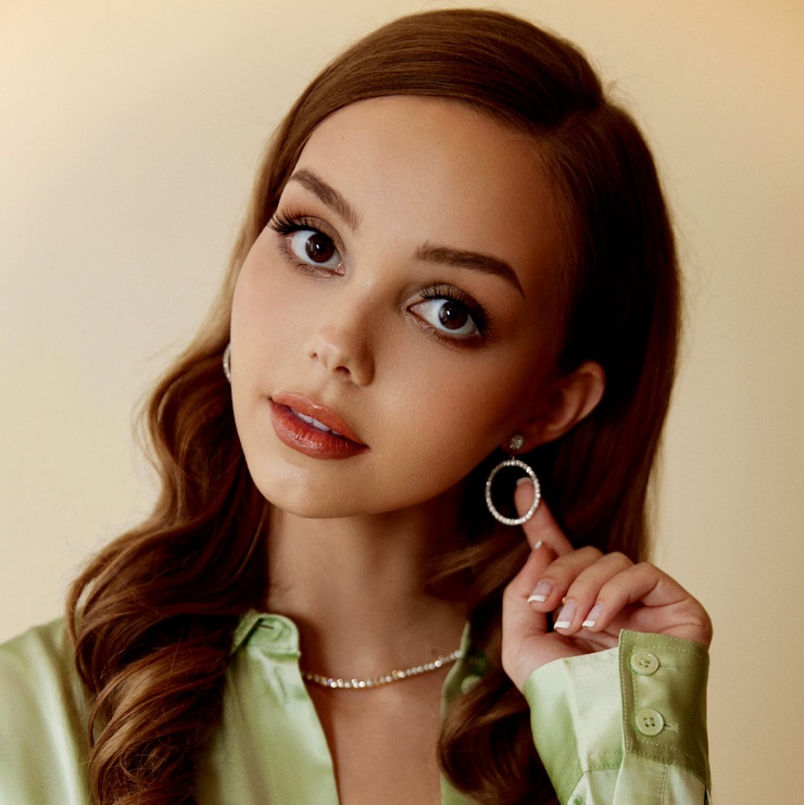 Savannah May