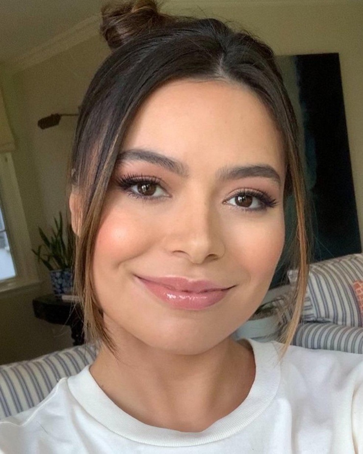 Miranda Cosgrove Miranda Cosgrove