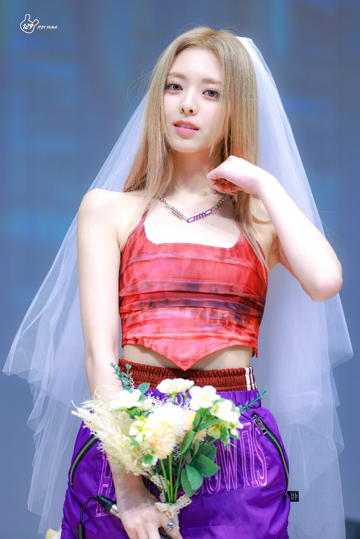 Shin Yuna