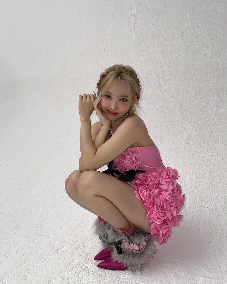 Im Nayeon