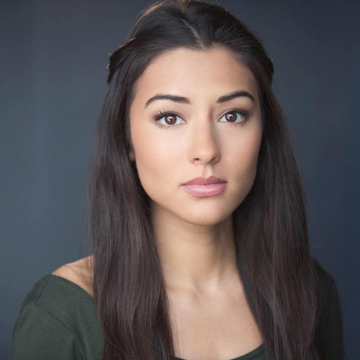 Naomi Willow