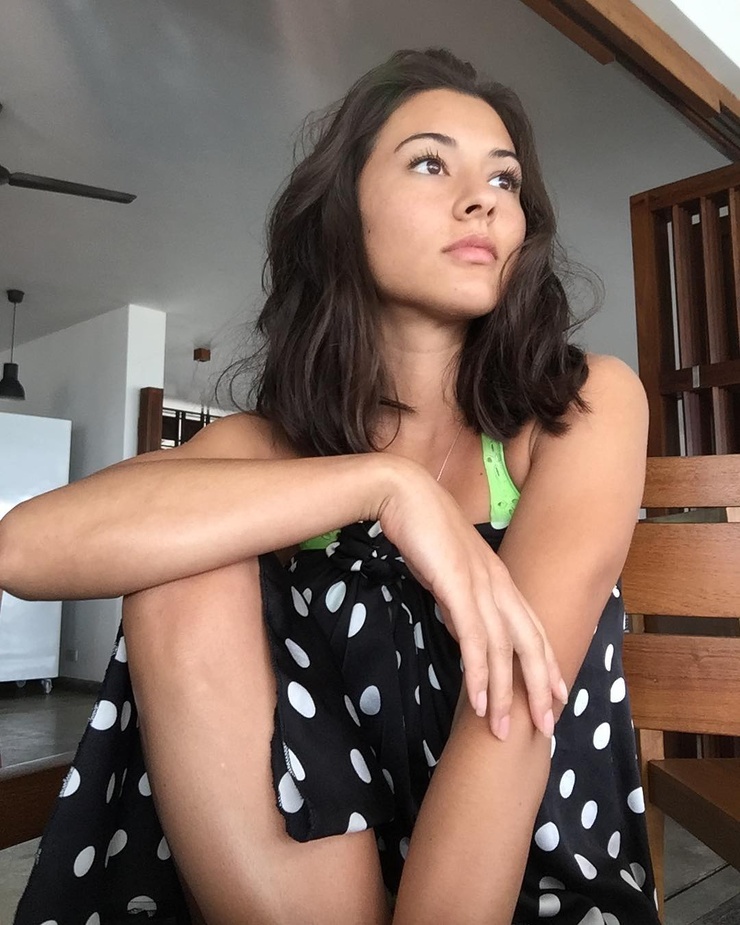 Naomi Willow