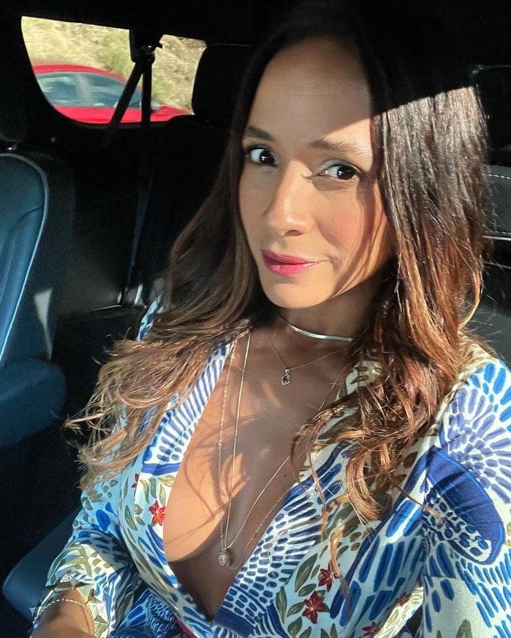 dania ramirez 2022