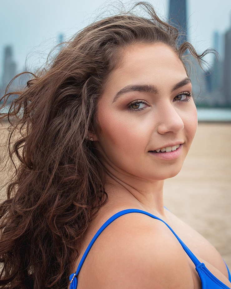 Skye Dolecki Skye Dolecki