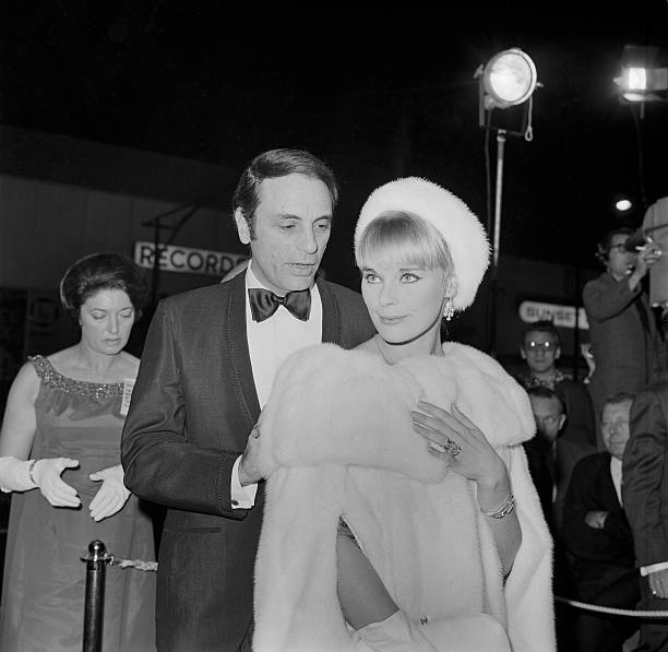 Joe Hyams, Elke Sommer