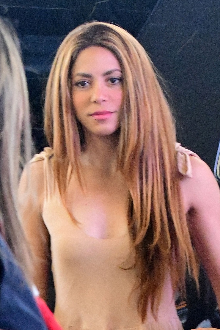 Shakira Shakira