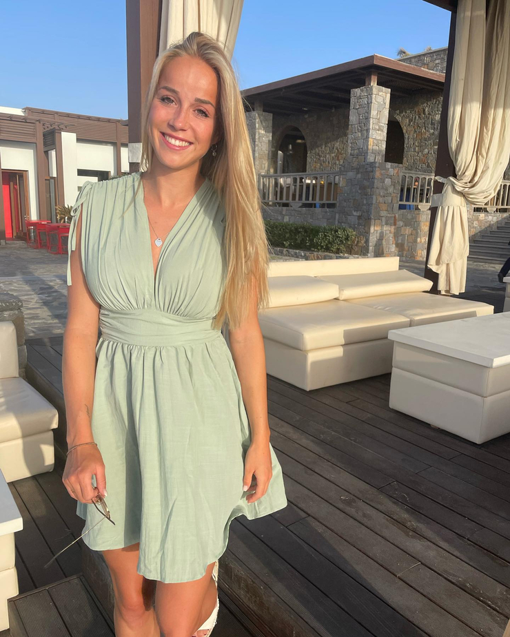 Giulia Gwinn Giulia Gwinn