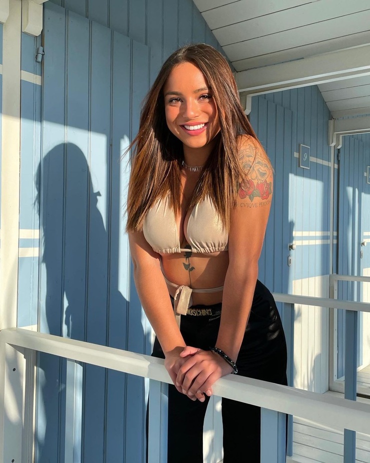 Jaele Corsi Jaele Corsi