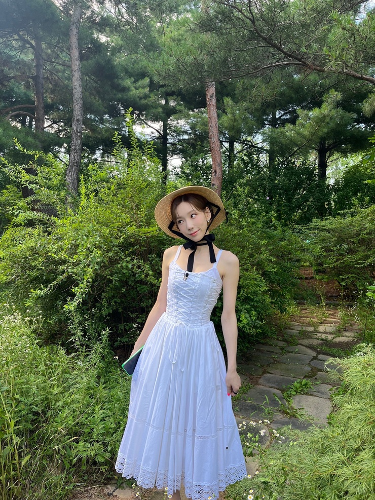 Taeyeon picture