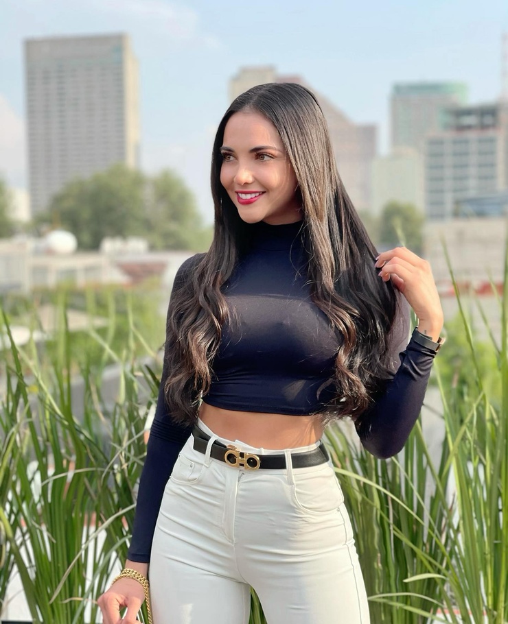 Liz Alexa