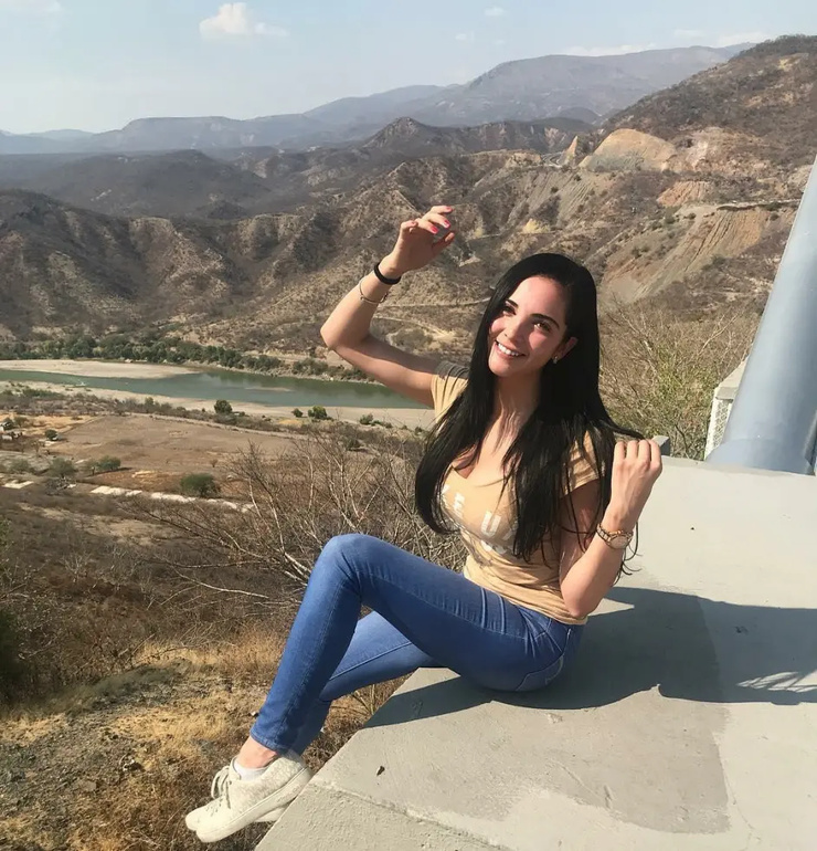 Liz Alexa