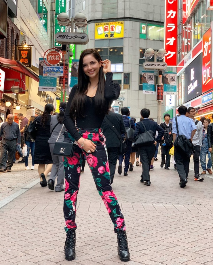 Liz Alexa