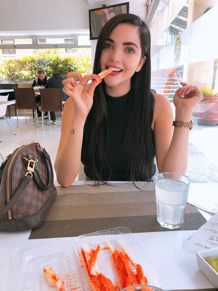 Liz Alexa