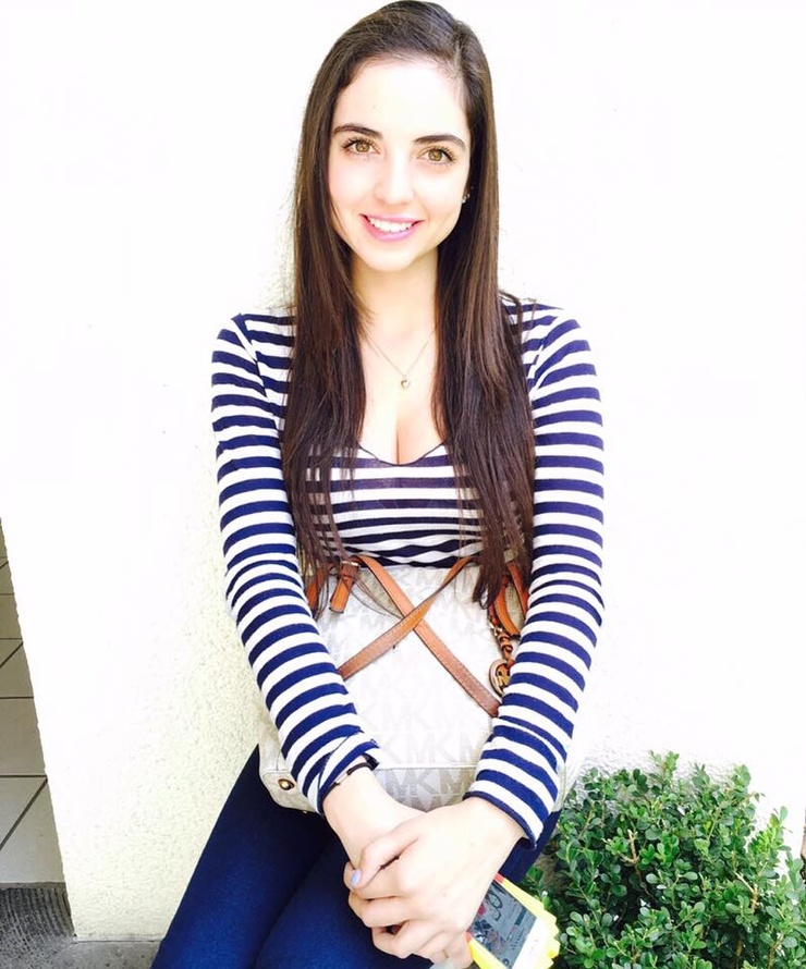 Liz Alexa