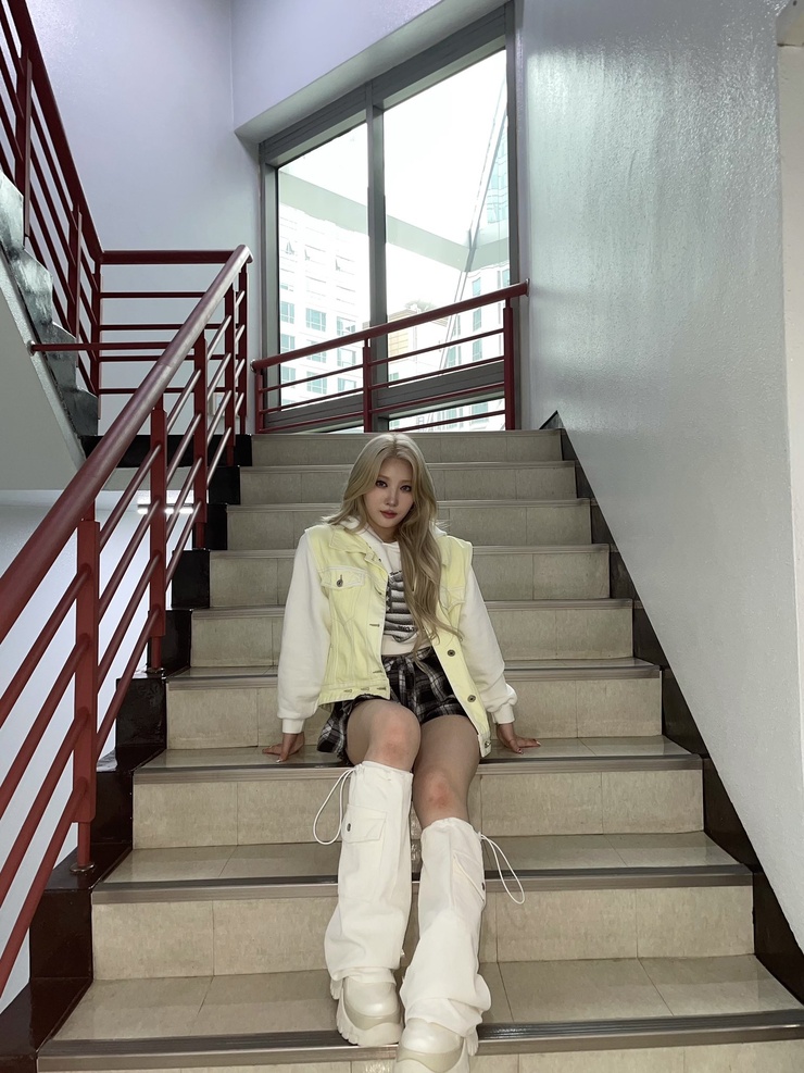 Chaeyoung Lee