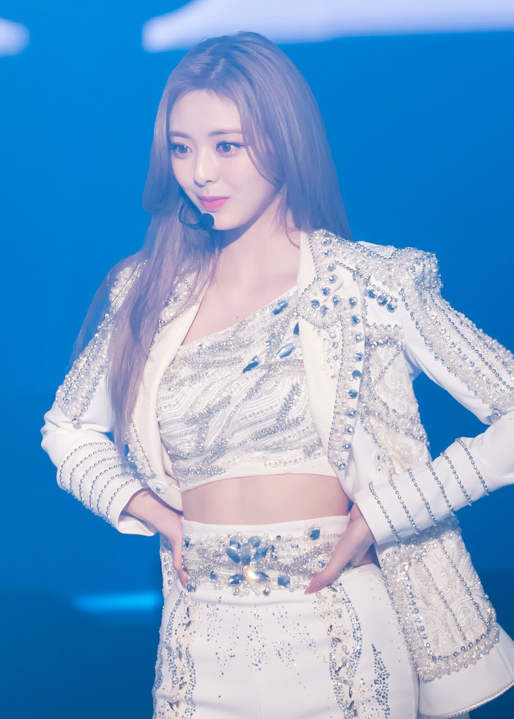 Shin Yuna