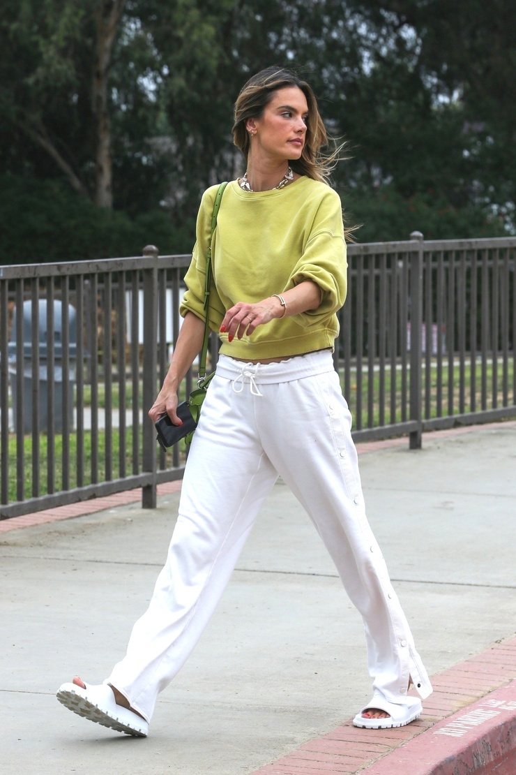 Alessandra Ambrosio Alessandra Ambrosio