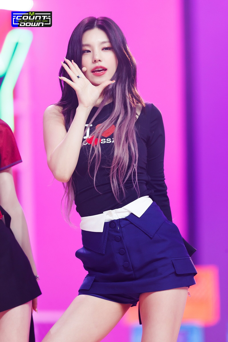 Hwang Yeji