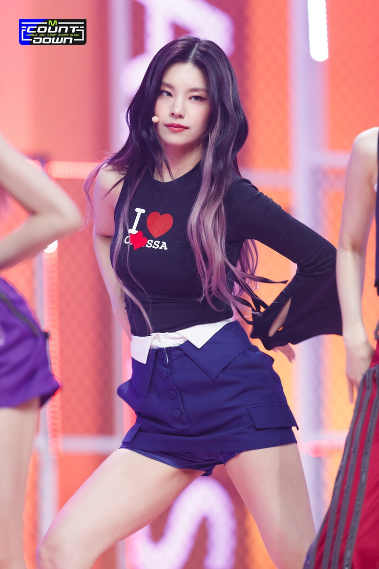 Hwang Yeji