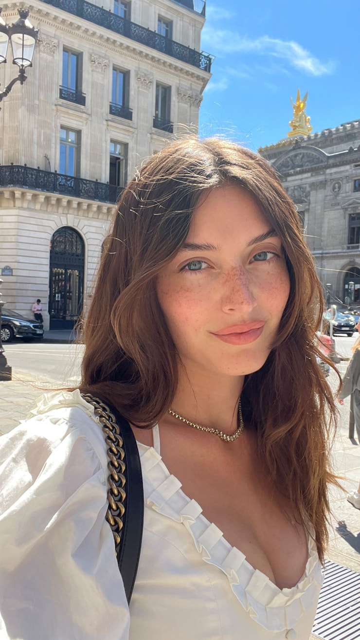 Jessica Clements Age