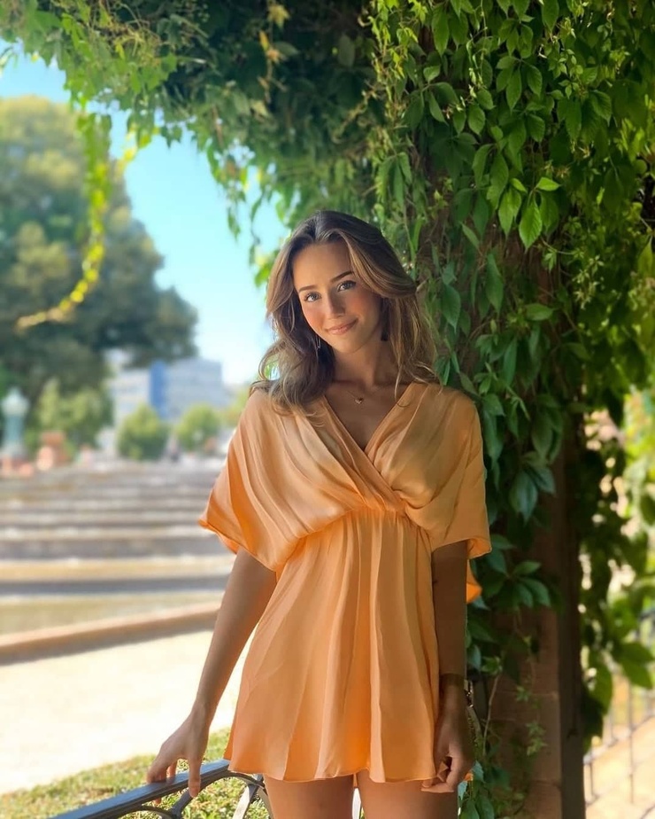 Lisa-Marielle Lisa-Marielle