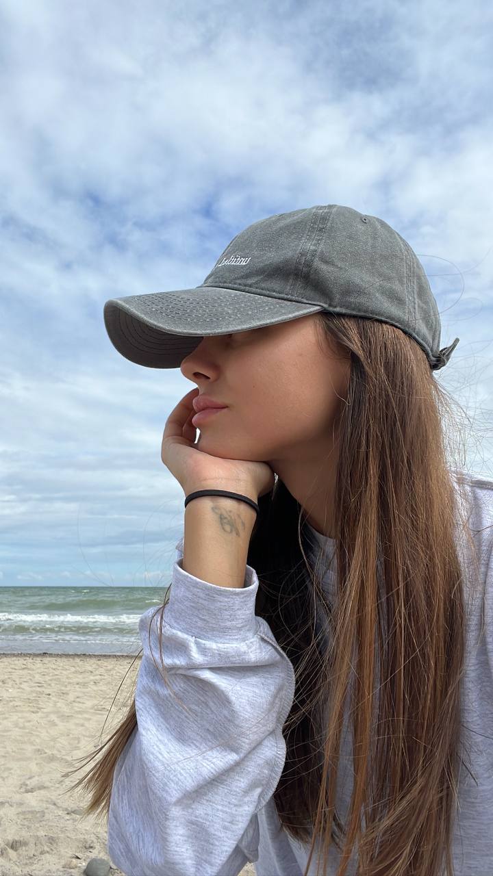 Viki Odintcova Viki Odintcova