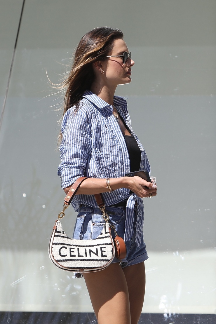 Alessandra Ambrosio Alessandra Ambrosio