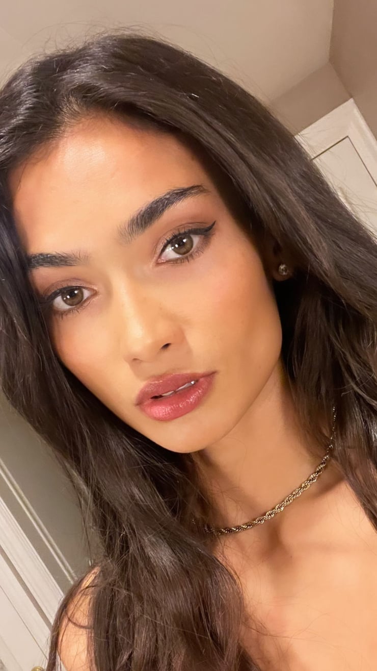 Kelly Gale