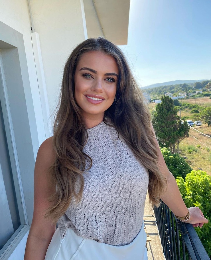 picture-of-britt-mink