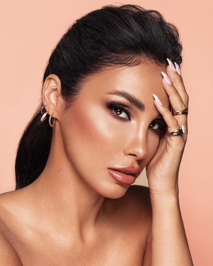Mira Toufaily‎