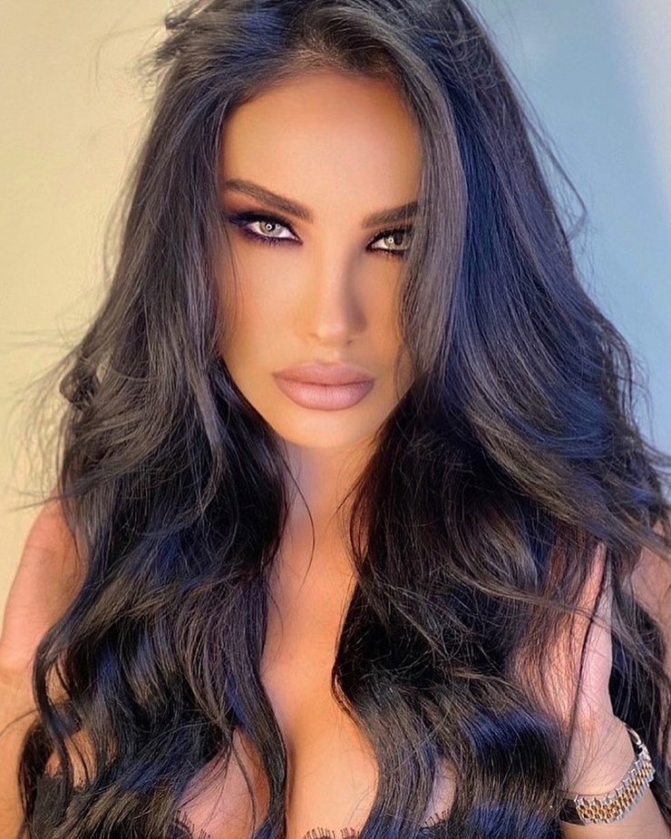 Mira Toufaily Mira Toufaily