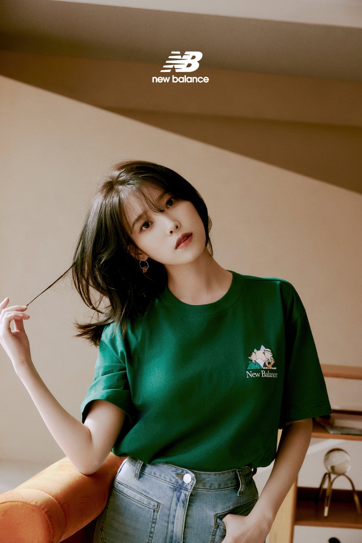 IU