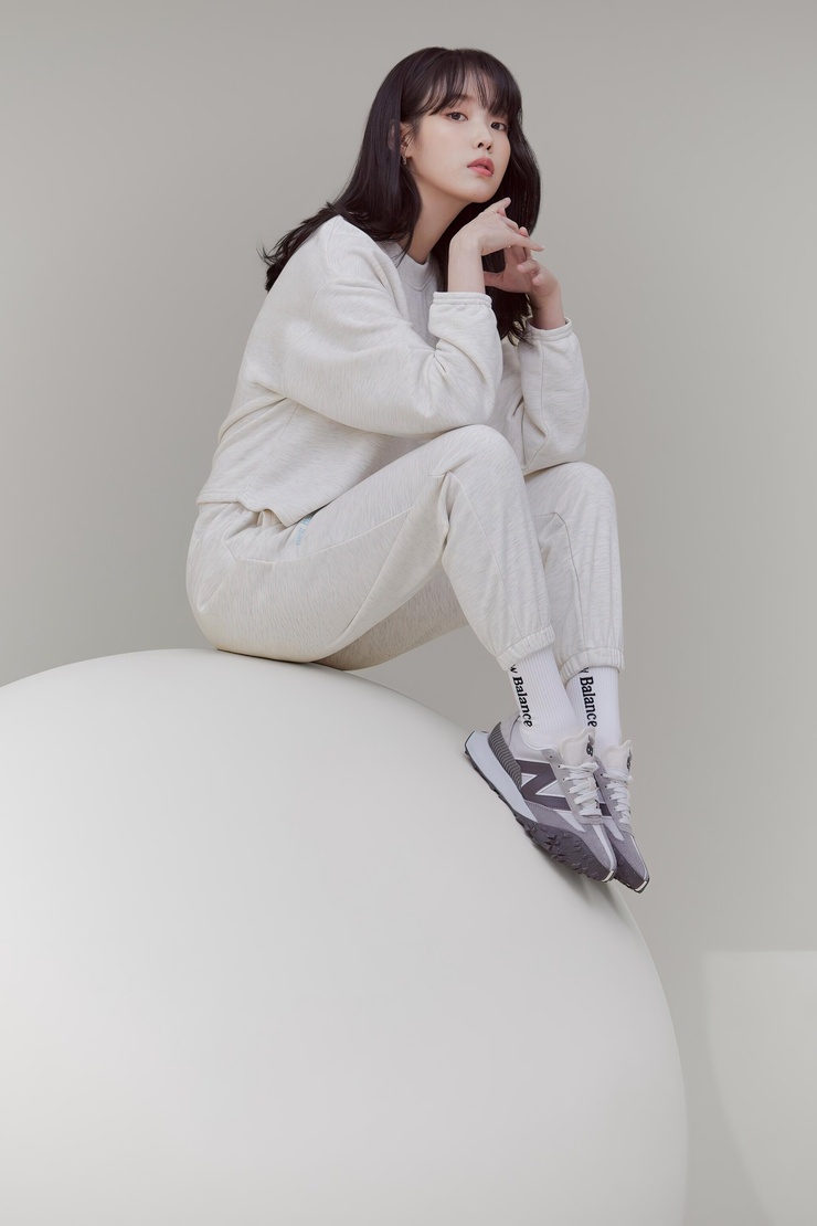 IU