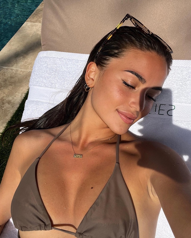 Lola Hawassian