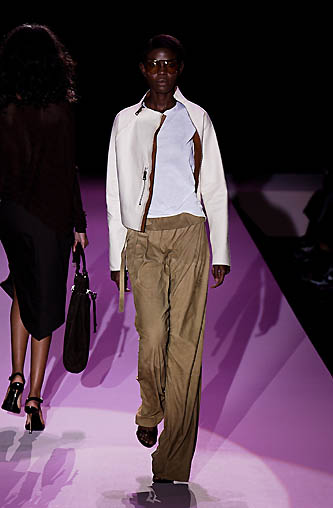 Caroline Bwomono