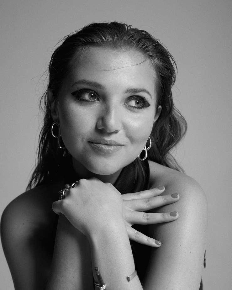 Picture of Mia McKennaBruce