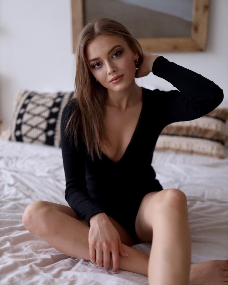 Anna Kolesnyak Anna Kolesnyak