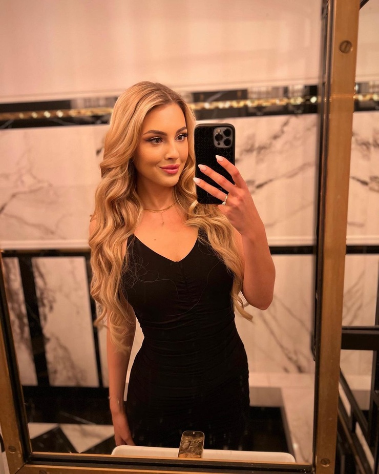 Klaudia Ligenza Klaudia Ligenza