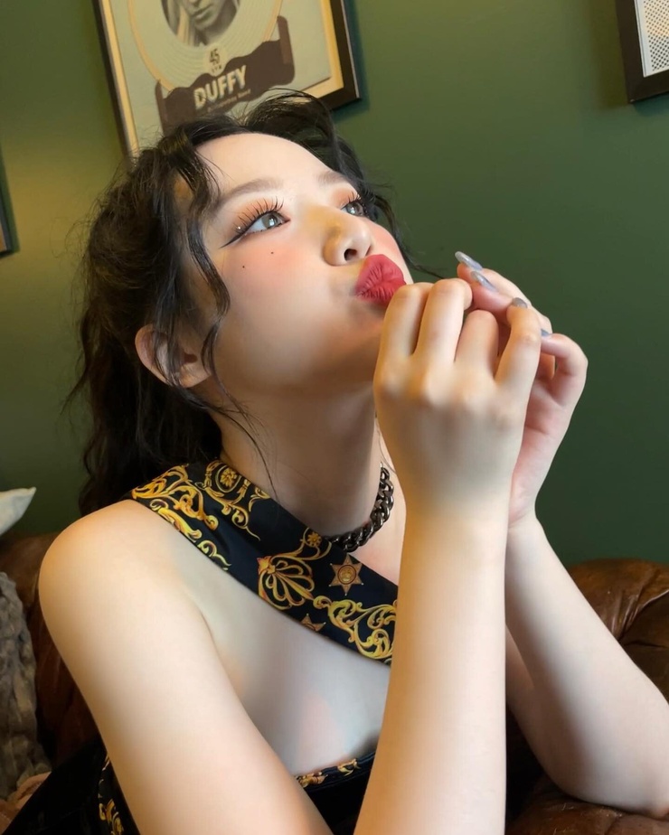 Yeh Shu Hua