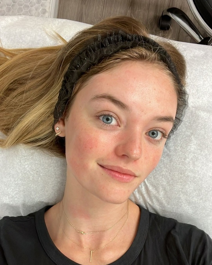 Willow Hand