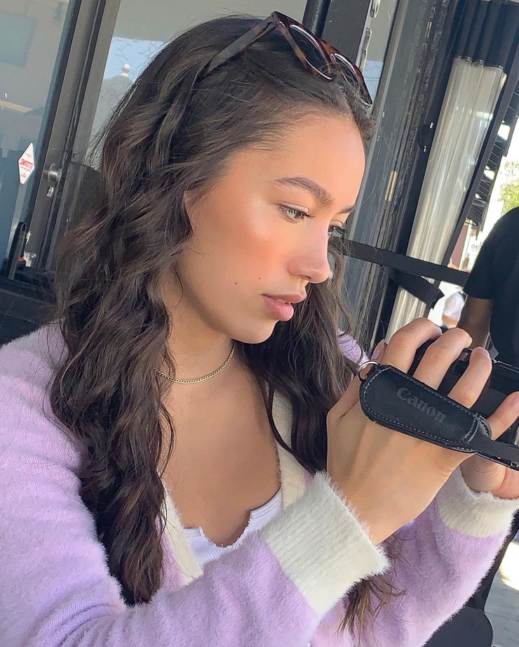 Jasmine Vega