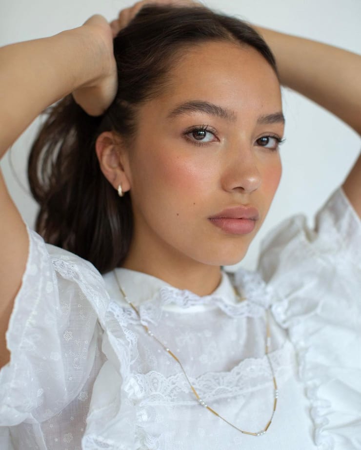 Jasmine Vega