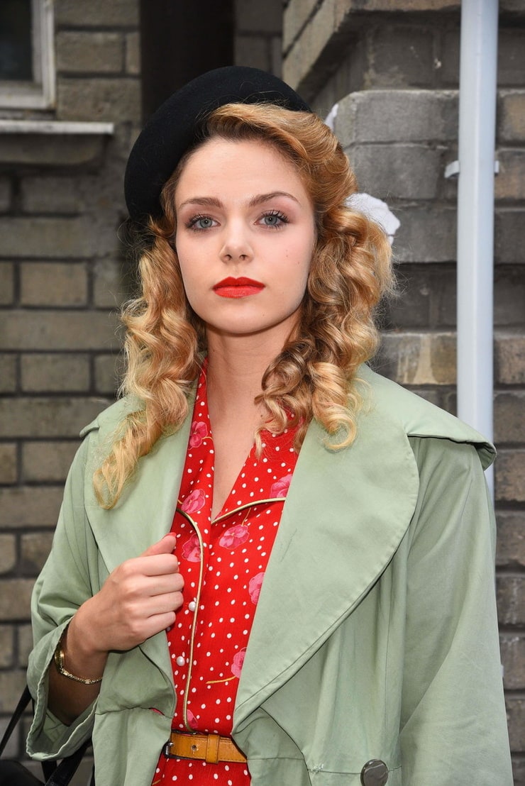 Vanessa Aleksander Vanessa Aleksander
