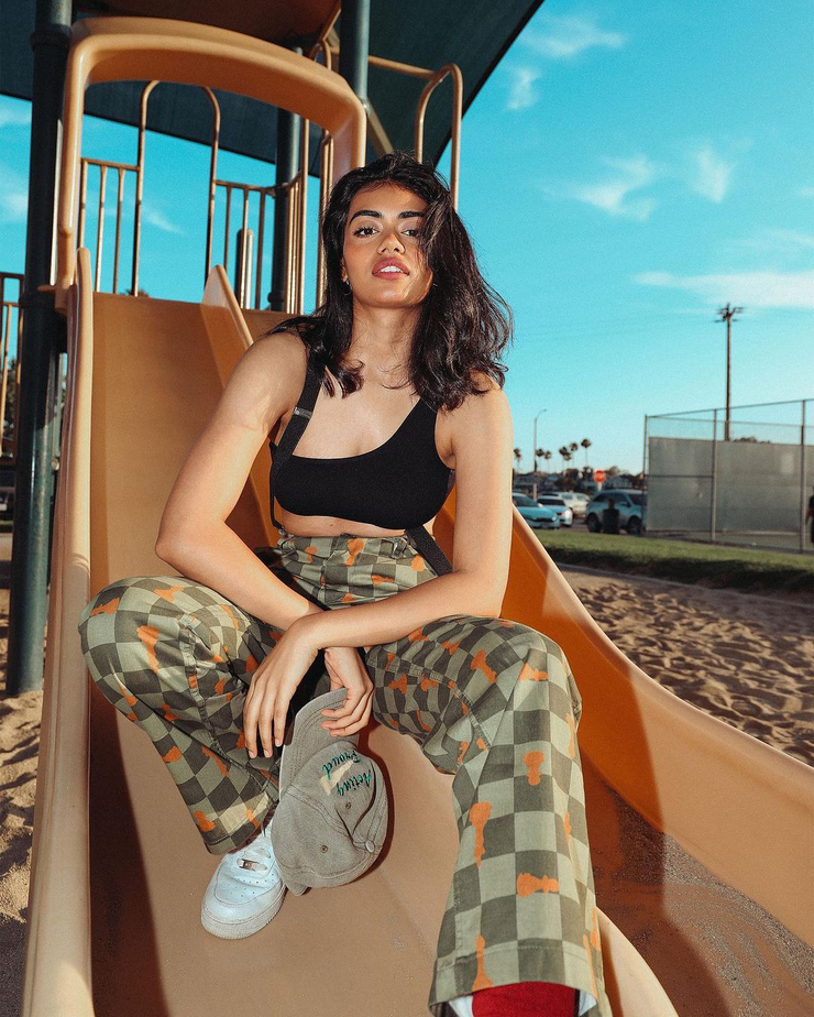 Megan Suri image