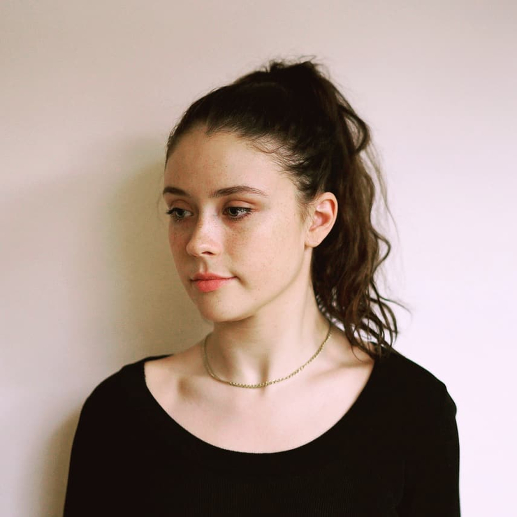 Mia Tomlinson