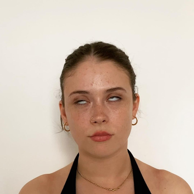 Mia Tomlinson